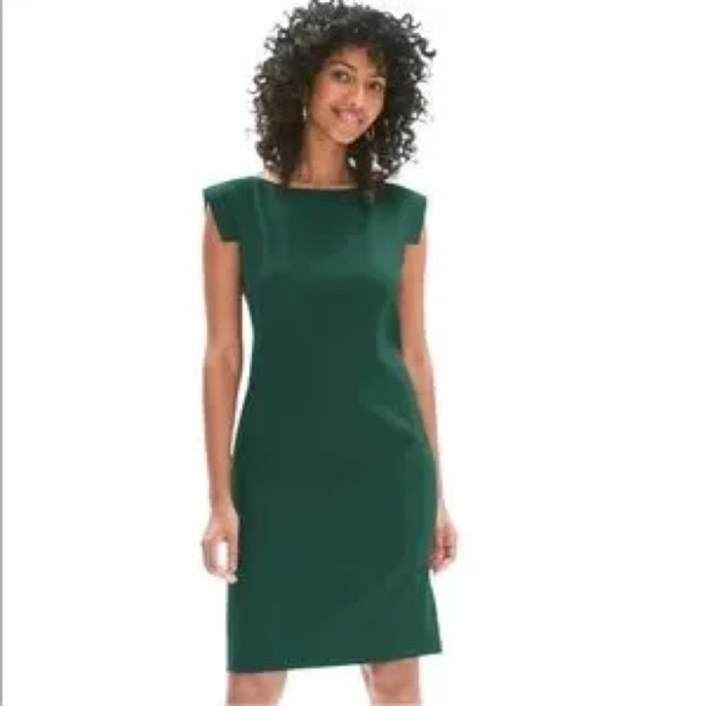 MM LaFleur Sarah Sheath Dress Cap Sleeves Green Size 4.